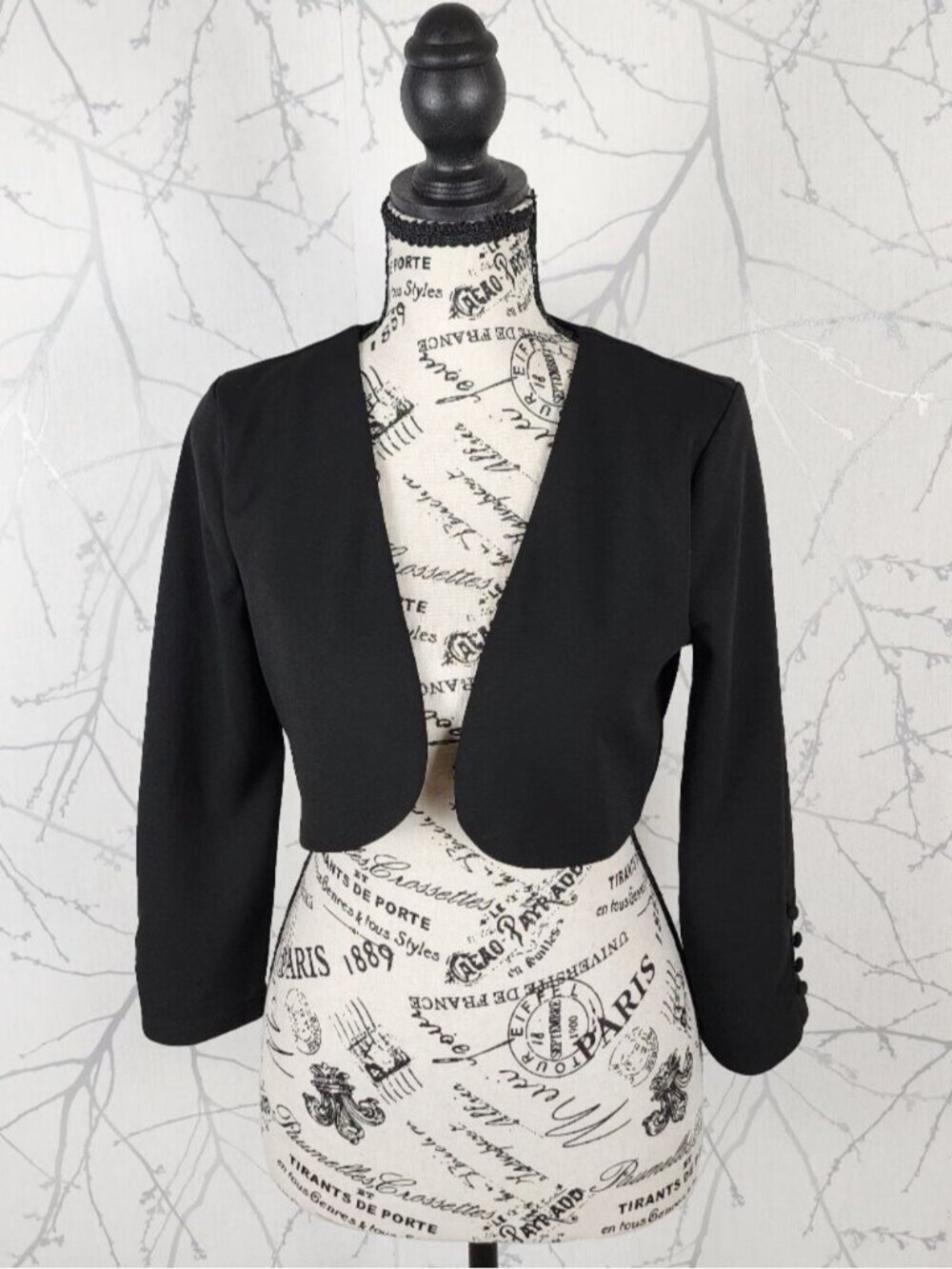 Le Chateau Black Crepe Stretch Open Front Cropped Bolero Jacket
